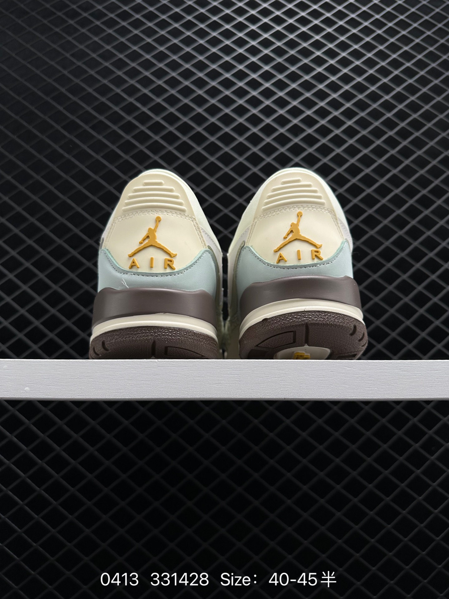 Air Jordan  Legacy 312